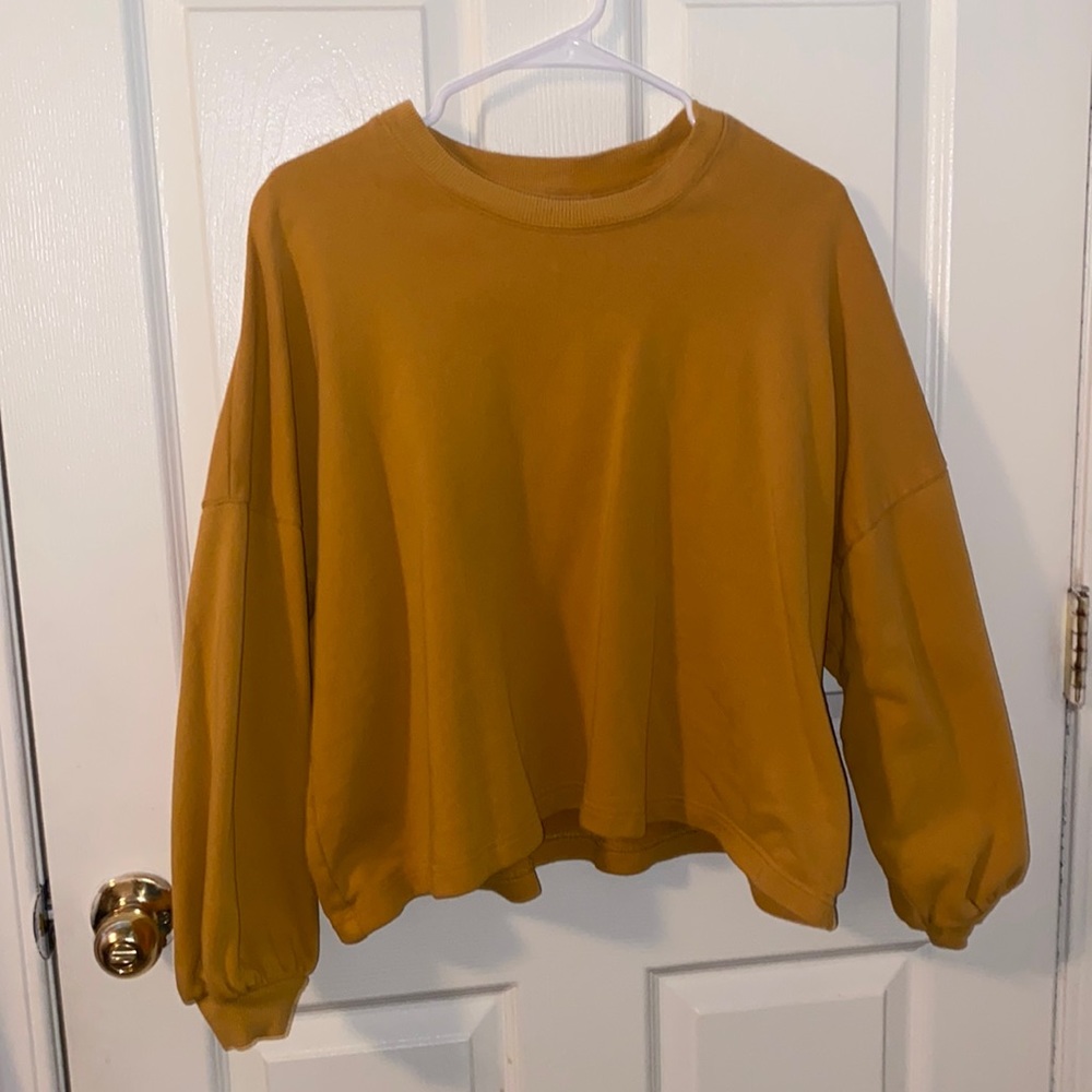 Medium Yellow sweater